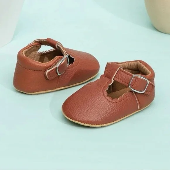 Baby girl / toddler girls Scallop Trim classic Mary Jane Flats - Picture 4 of 10